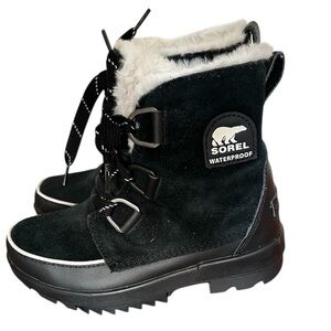 Sorel Black and White Winter Boots. Sz6.5